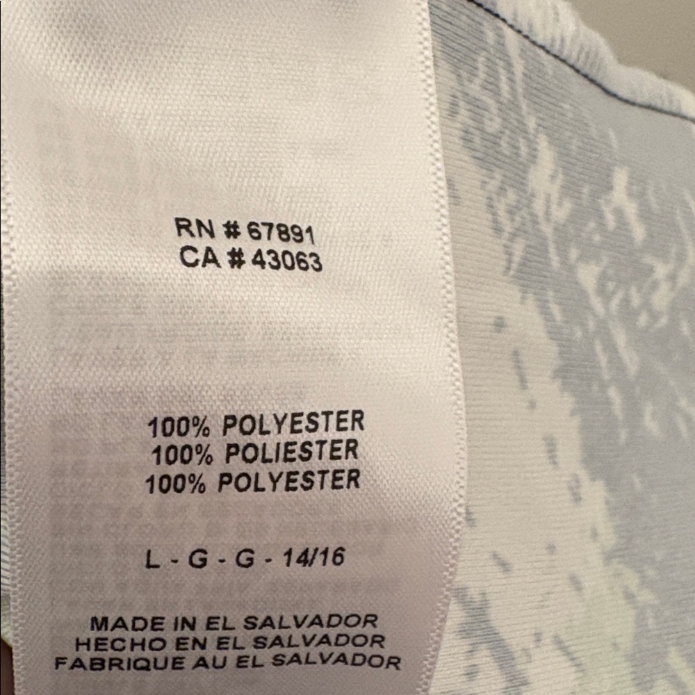 NWT [NFL] Seattle Seahawks NFL Splattered Paint  Performance Shirt Youth L 14/16 - Picture 12 of 13